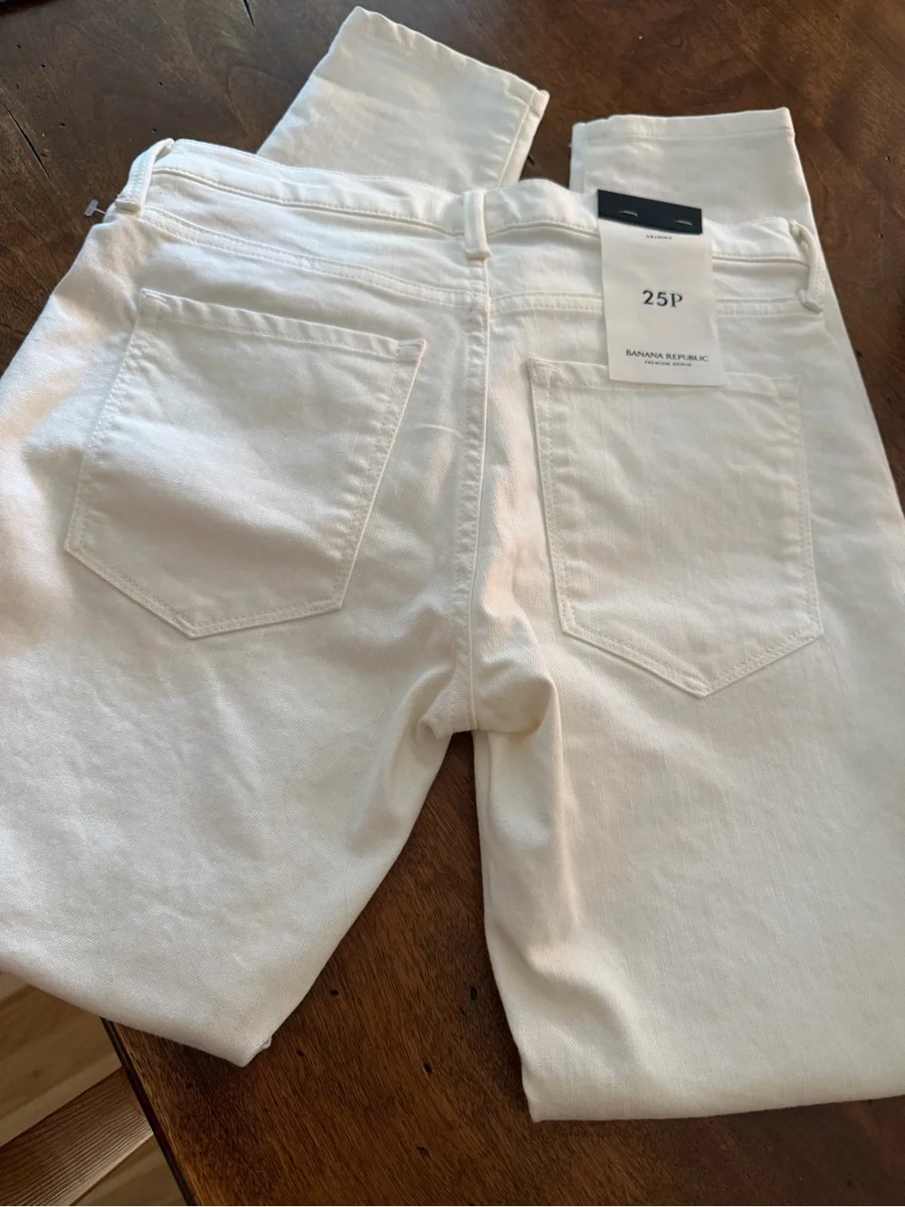 Banana Republic White Denim Petite Jeans with Tags